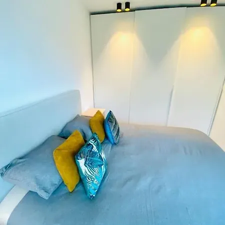 Luxury Brand New Flat With Terrace & Parking - Rtl1 Apartamento